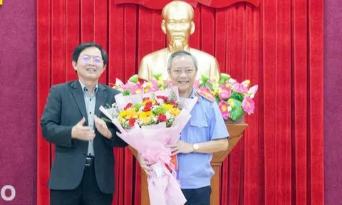 Công bố quyết định của Ban Bí thư về công tác cán bộ tại 3 tỉnh