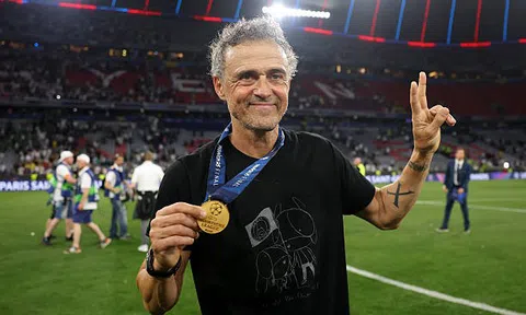 Vô địch và đi vào lịch sử, Luis Enrique hoàn tất ước nguyện với cô con gái đã mất