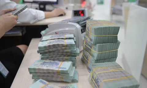 Quy định mới về tiền lương, bảo hiểm y tế từ tháng 6