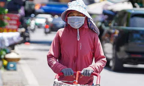 Miền Bắc nắng nóng trên 40 độ trước khi chuyển mưa dông