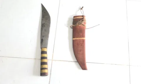 Bắt nhóm đối tượng dùng bom xăng, hung khí hỗn chiến