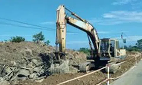 Làm cầm chừng, chậm giao mặt bằng… dự án cải tạo quốc lộ 28B khi nào xong?