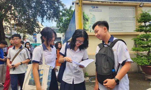 Thi tuyển lớp 10 tại TPHCM: Những vật dụng nào cấm mang vào phòng thi?