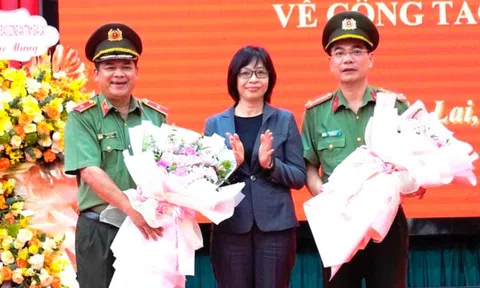 Công bố quyết định của Bộ trưởng Bộ Công an ở 3 tỉnh, thành