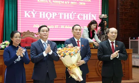 Phó Chủ tịch HĐND tỉnh Đắk Lắk xin nghỉ hưu trước tuổi