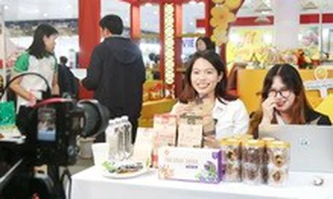 Cơ quan thuế rà soát gần 165.000 tài khoản bán hàng online, truy thu 747 tỉ đồng