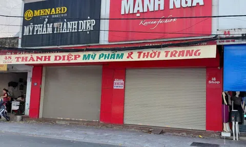 Nhiều cửa hàng kinh doanh thời trang, mỹ phẩm 'bất ngờ' đóng cửa