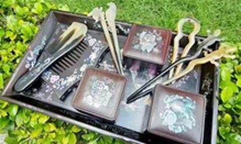 Chi tiền triệu cho trang sức thủ công