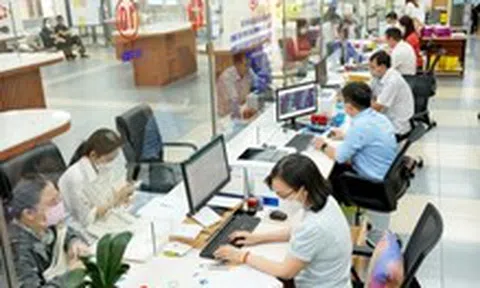 Công chức sẽ bị tạm đình chỉ công tác khi nào?