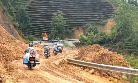 Mưa lớn gây sạt lở ở Lai Châu
