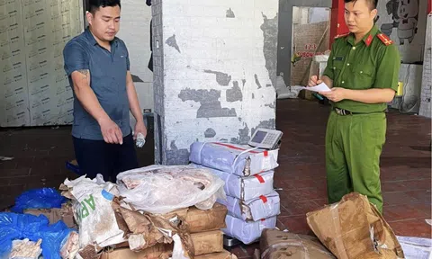 Cảnh sát phát hiện gần 9 tấn thịt đông lạnh không rõ nguồn gốc ở Ninh Bình