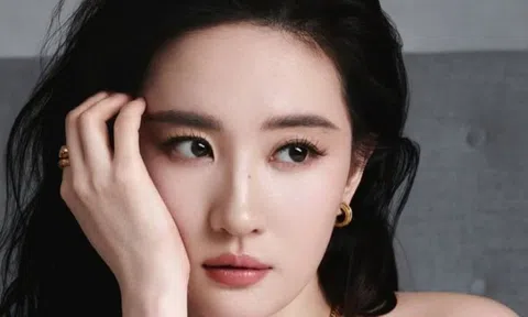 Lưu Diệc Phi bị sàm sỡ