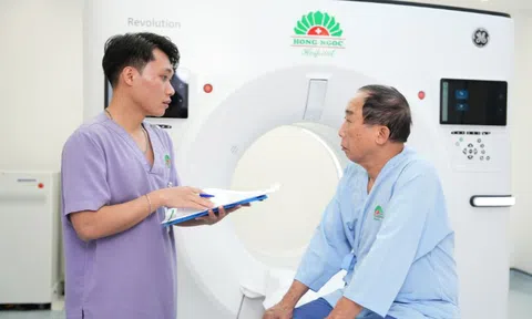 Nắng nóng đỉnh điểm, nhiều người cao tuổi cấp cứu vì nhồi máu cơ tim