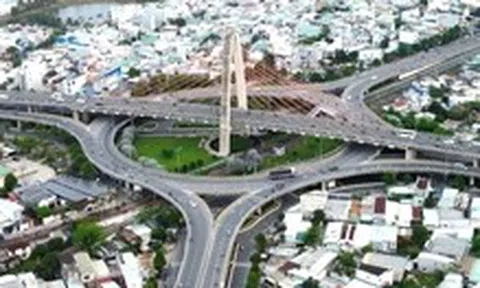 Cầu vượt sử dụng đã 10 năm, khi nào thanh toán hết tiền cho nhà đầu tư?