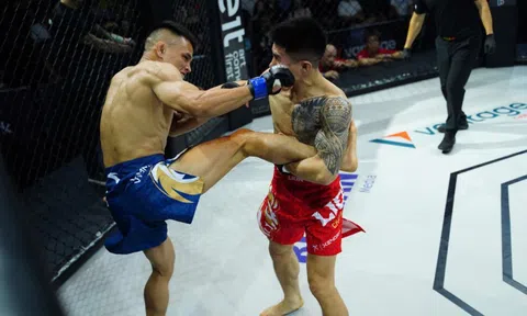Lê Văn Tuần giành đai vô địch LION Championship nhờ đòn đá thần sầu knock-out Phạm Văn Nam