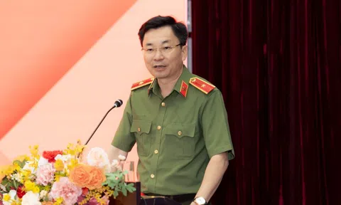 Bản tin 8H: Thiếu tướng Trương Sơn Lâm giữ chức Chủ tịch MobiFone