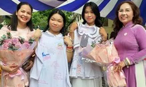 Lễ tri ân và trưởng thành tại Trường THPT Hùng Vương: Nếu em không phải là người xuất sắc…