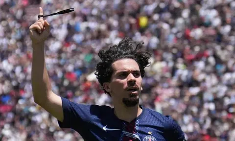 PSG hủy diệt Atletico Madrid trong trận ra quân FIFA Club World Cup