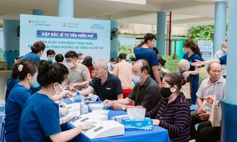 Nhờ Long Châu, tôi phát hiện sớm bệnh thận mạn, ngăn nguy cơ suy thận từ lúc chưa có dấu hiệu rõ ràng