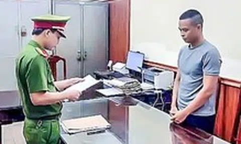 Khám xét kho hàng của chủ kênh TikTok 'Gia đình Hải Sen' phát hiện hàng trăm nghìn hộp siro giả