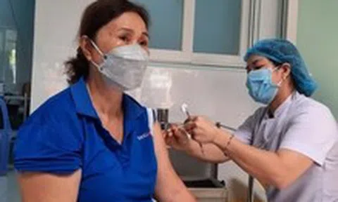 Số ca nhiễm COVID-19 tại TP.HCM đang giảm nhanh