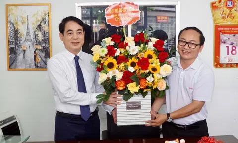 Bí thư Khánh Hòa đánh giá cao vai trò tiên phong của báo Tiền Phong trong phản biện xã hội