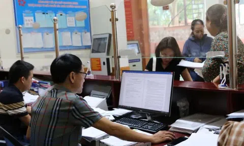 Nghệ An 'tuýt còi' việc dừng giải quyết thủ tục hành chính