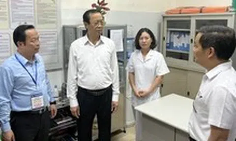 Thời tiết khắc nghiệt, thực hiện kỳ thi tốt nghiệp THPT '4 tại chỗ'