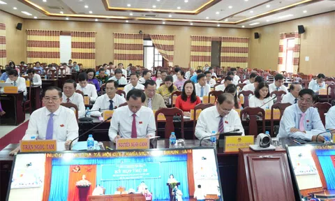 Hội đồng nhân dân tỉnh Bến Tre thông qua nhiều Nghị quyết quan trọng