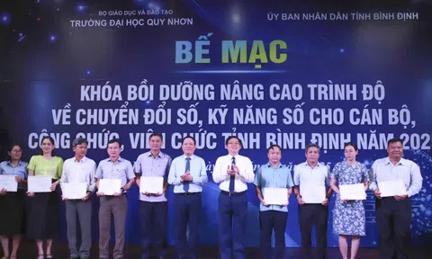 Hơn 6.900 cán bộ Bình Định hoàn thành khóa đào tạo kỹ năng số trước ngày vận hành bộ máy mới