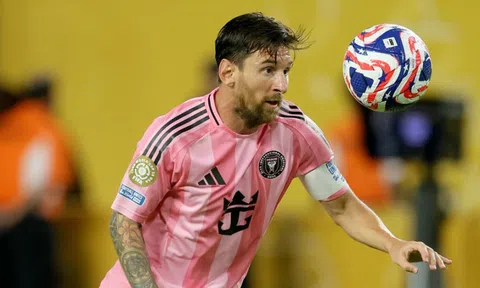 Bảng A kết thúc với kịch bản điên rồ, Messi tái ngộ PSG tại vòng 1/8
