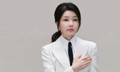 Cựu đệ nhất phu nhân Hàn Quốc Kim Keon Hee bị tước bằng thạc sĩ vì đạo văn