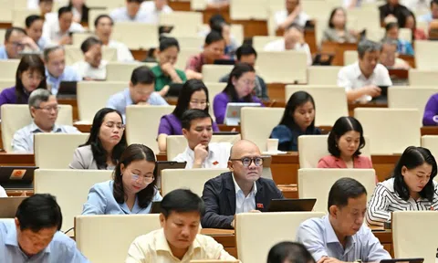 Ai được quyết định chủ trương đầu tư cảng hàng không, sân bay?