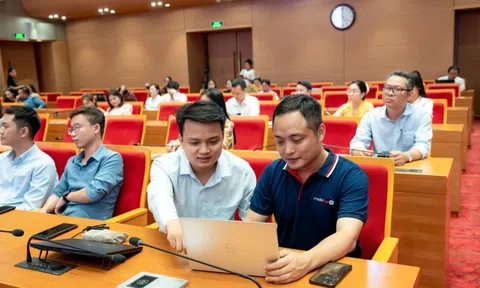 Tập huấn dịch vụ công trực tuyến cho TP Hà Nội theo mô hình 2 cấp
