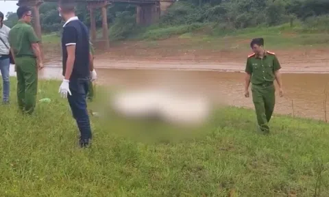 Đi giăng lưới, phát hiện thi thể nam giới bị trói tay trôi sông