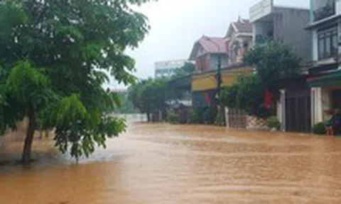 Vùng núi Bắc Bộ, Nam Bộ mưa dông trong các ngày thi tốt nghiệp THPT 2025