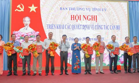 Phó Chủ tịch Thường trực UBND tỉnh Sóc Trăng nghỉ hưu trước tuổi