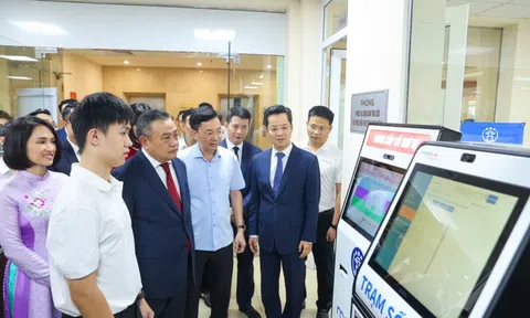 MobiFone phối hợp đoàn công tác UBND TP Hà Nội kiểm tra vận hành Hệ thống giải quyết thủ tục hành chính theo mô hình mới