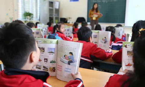 Chưa sửa sách giáo khoa trong năm 2025