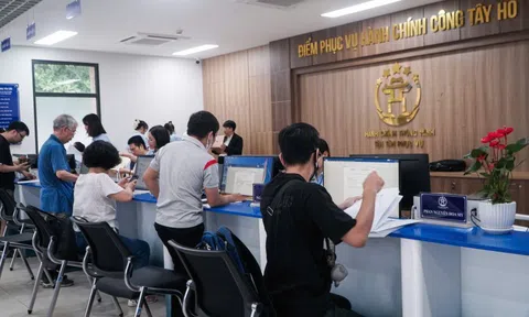 Hà Nội công bố địa chỉ, đường dây nóng 126 điểm phục vụ hành chính công cấp xã, phường