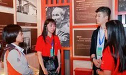 Hành trình đỏ: Thúc đẩy giao lưu thanh niên Việt - Trung