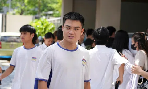 Vì sao ra đề thi khó như 'lên trời'?