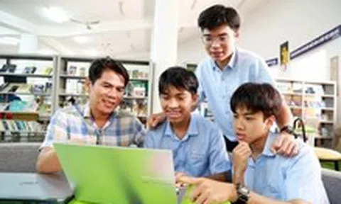 Người thầy gieo mầm đam mê tin học