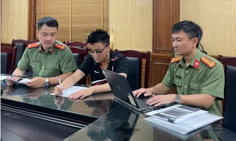 Công an Hà Nội khởi tố vụ thí sinh chụp ảnh đề thi đăng lên ứng dụng giải toán