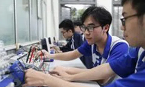 Đại học Quốc gia Hà Nội thí điểm mời 100 giáo sư thỉnh giảng