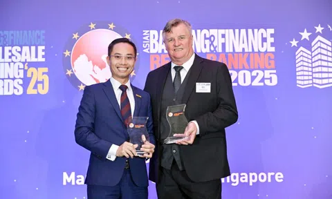 Nam A Bank nhận cú đúp giải thưởng quốc tế