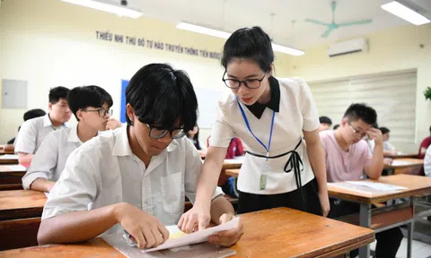 Hà Nội công bố điểm thi, điểm chuẩn lớp 10 THPT công lập