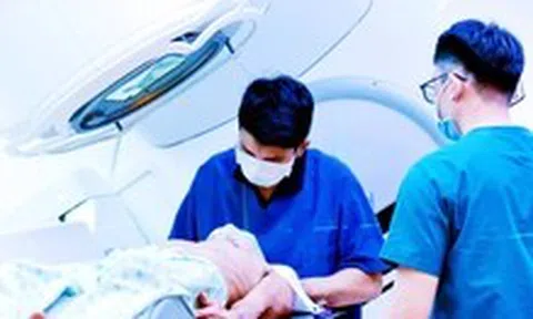 Khám dịch vụ vẫn được bảo hiểm y tế chi trả