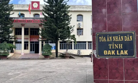 Một thẩm phán bị bắt về hành vi môi giới hối lộ
