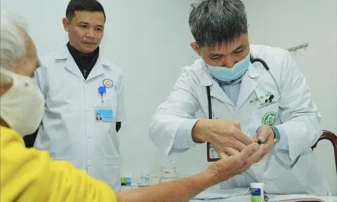 Kê đơn thuốc 90 ngày: Người bệnh mạn tính thở phào